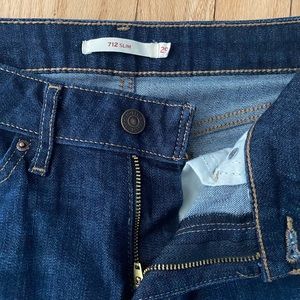 Levi skinny jeans